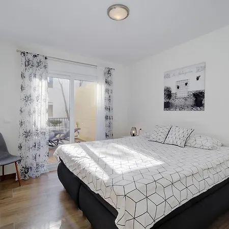 Apartment Elegant And Contemporary In Puerto Alto, *